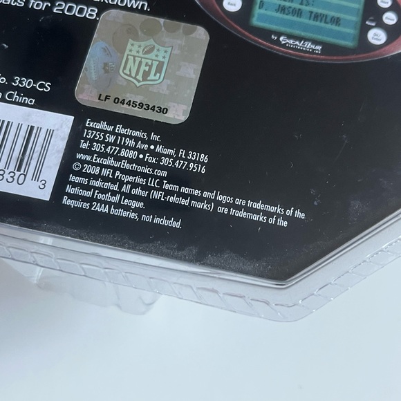 NFL Trivia Pro / Electronic Trivia Game / NEW / 2008 - Picture 6 of 7